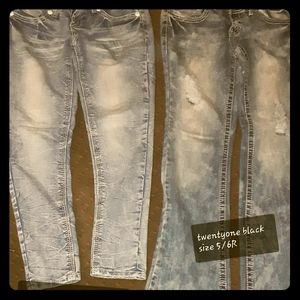 2 pairs of young women jeans